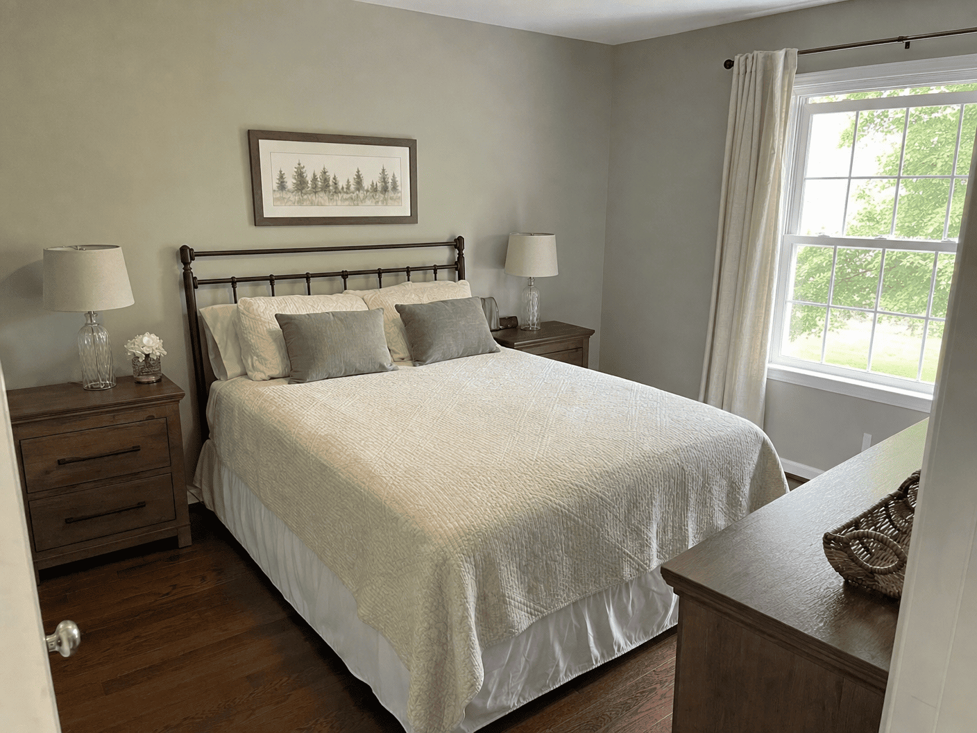 Guest Bedroom cleaned by MAS DC