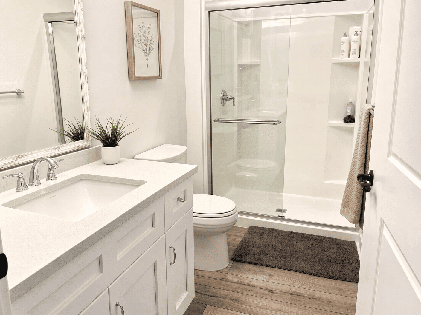 Bathroom cleaned by MAS DC