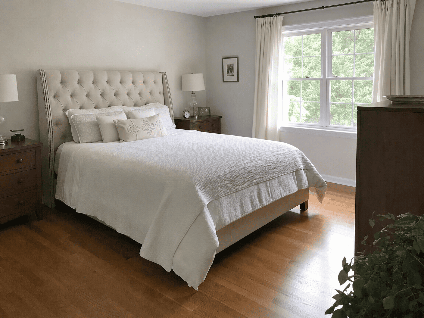 Bedroom cleaned by MAS DC